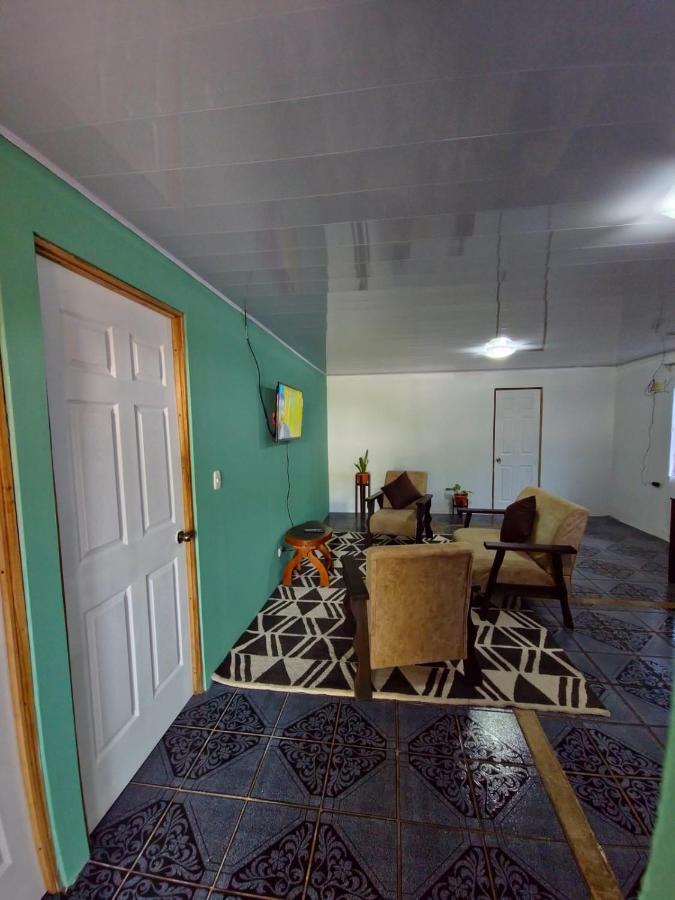 Micheck House Apartamento *